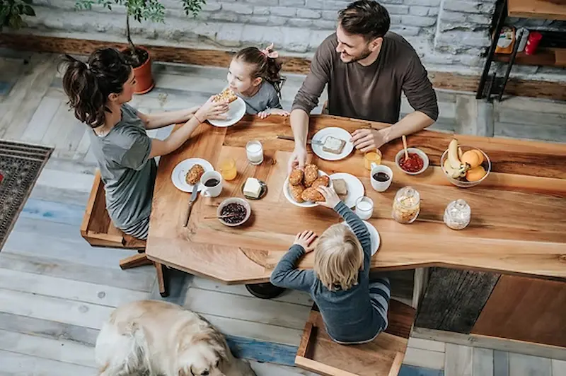 eat your meals without distractions